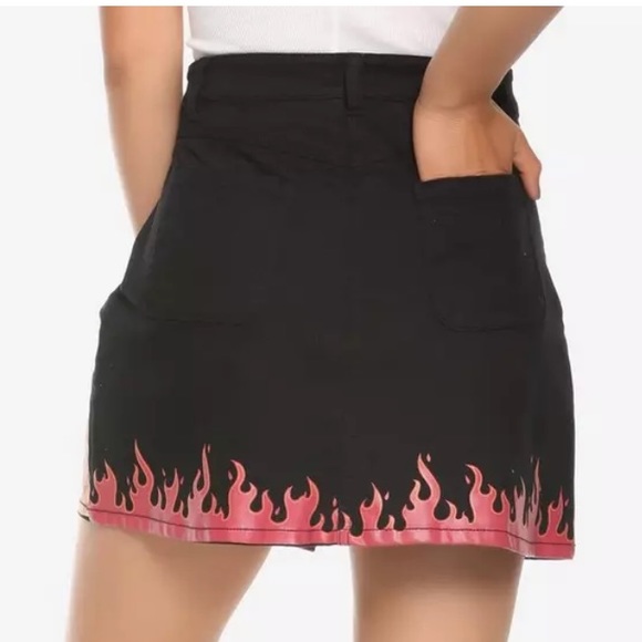 Disney Aladdin skirt - Picture 2 of 8